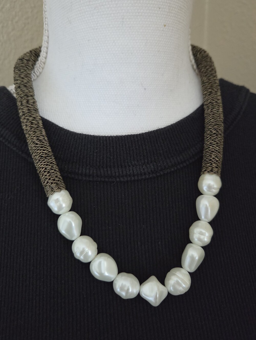 coldwater creek baroque pearl chunky collar necklace antique brass mesh cord